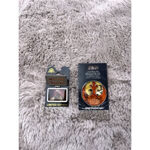 Disney Starwars The Force Awakens Admiral Ackbar & The Force For Change Pin Set